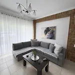 Nikos & Eleni Maisonette דירה *